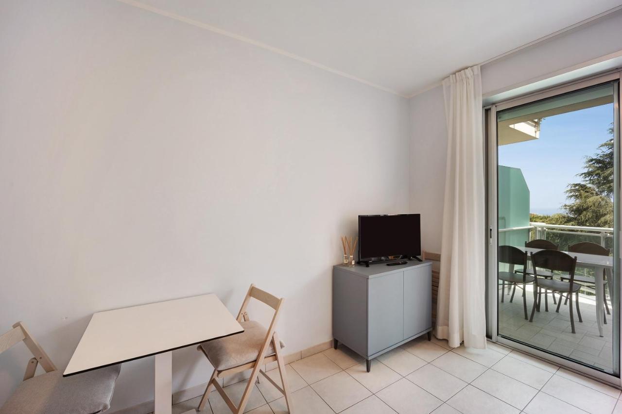 Aparthotel Modus Vivendi 315 San Remo Exterior foto